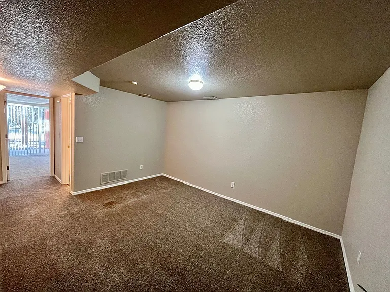 7877-7895 Antelope Valley Point — Photo 10