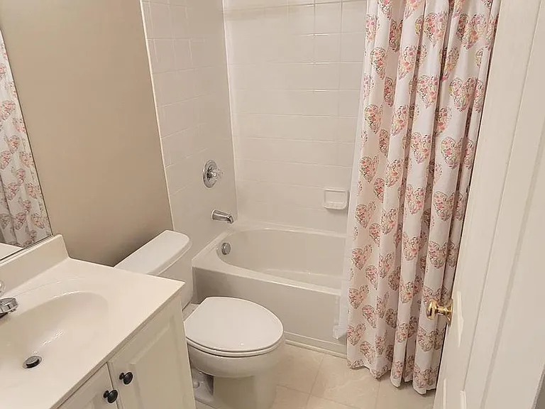 20479 Greymont Ter — Photo 3