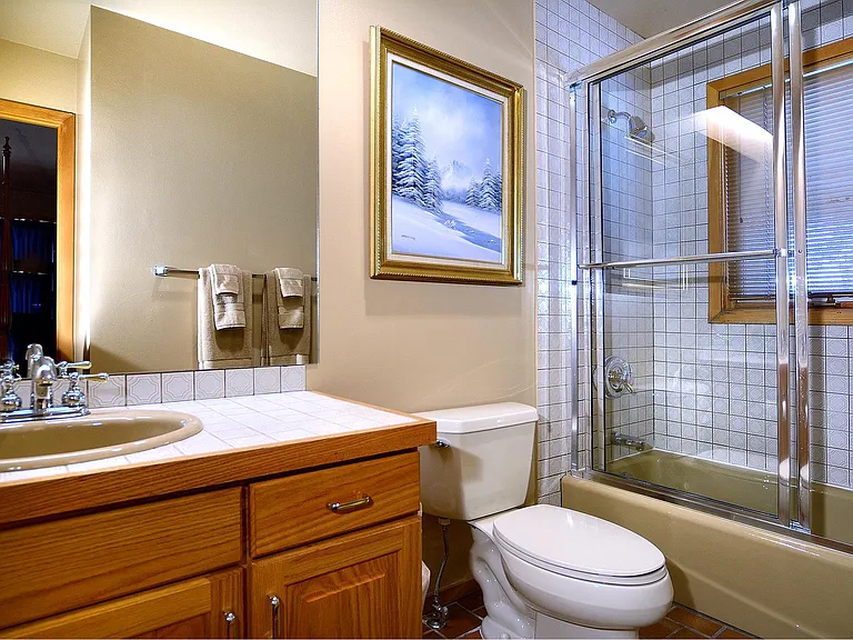 2076 Faraway Rd — Photo 15
