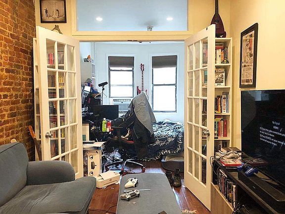 2nd image of 637 Prospect Pl APT 1