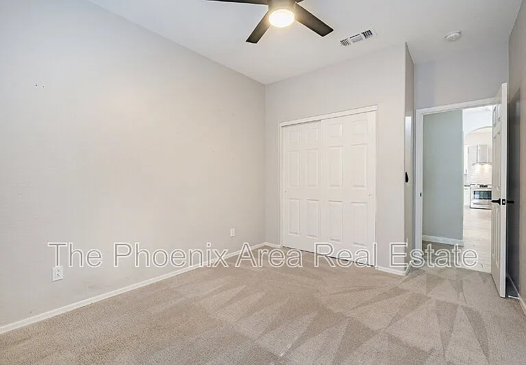 2823 E Tulsa St — Photo 35