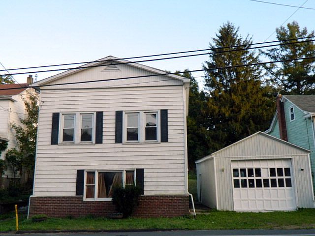 1st image of 850 Bunting St
