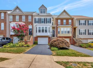 20838 Derrydale Sq #1, Sterling, VA 20165