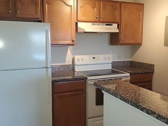 3rd image of 2130 Cascades Blvd Unit 206