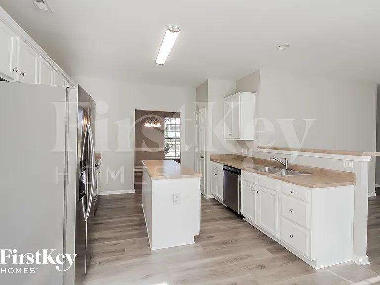 4017 Eastford Ct — Photo 6