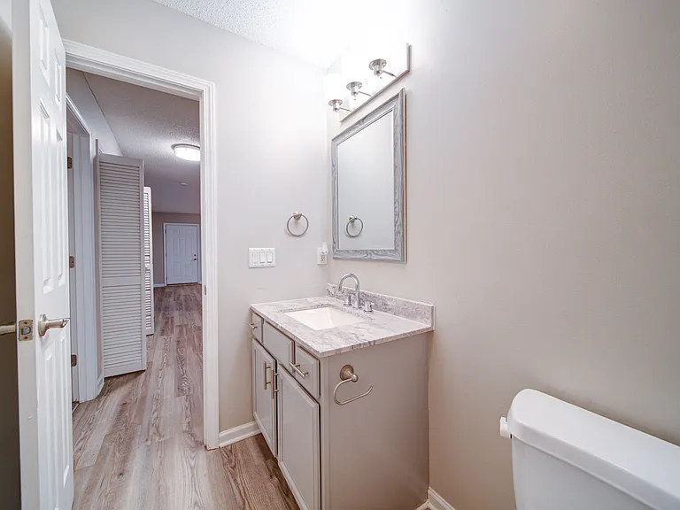 Summers Run Apartments — Photo 49