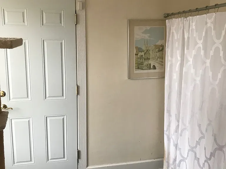 883 Farmington Ave #2 — Photo 7