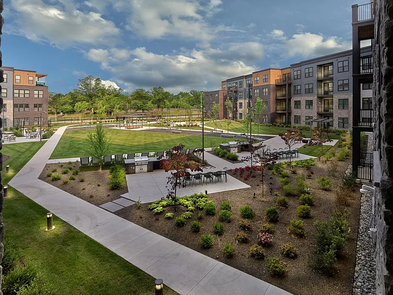 Atlee Square — Photo 43
