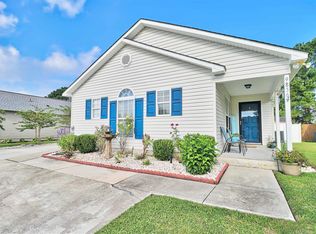 9836 Conifer Ln, Murrells Inlet, SC 29576