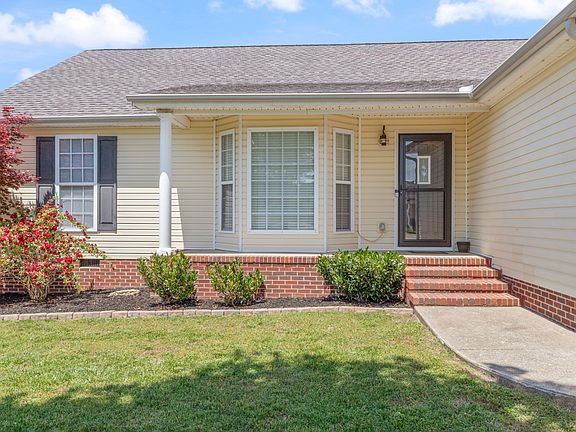 4th image of 207 Coleman Dr