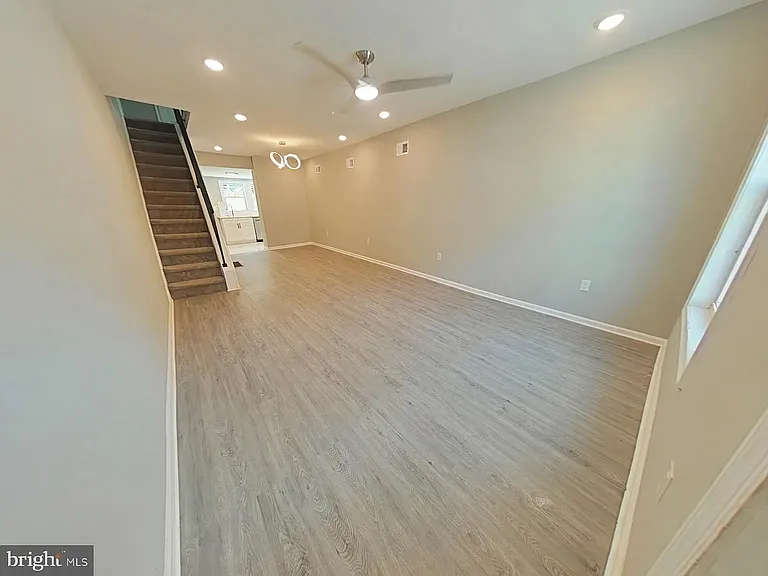 1743 N Stillman St — Photo 10
