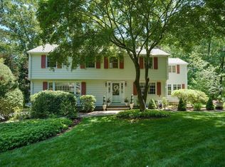 15 Carter Dr, Framingham, MA 01701