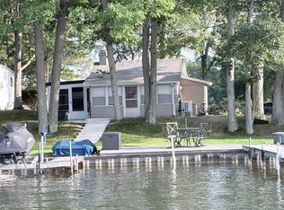 8943 Mott Dr, Jackson, MI 49201