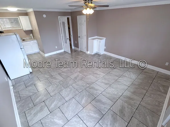 Hendersonville Heights Apts 500, 500 W Allen St APT 4-A, Hendersonville, NC 28739