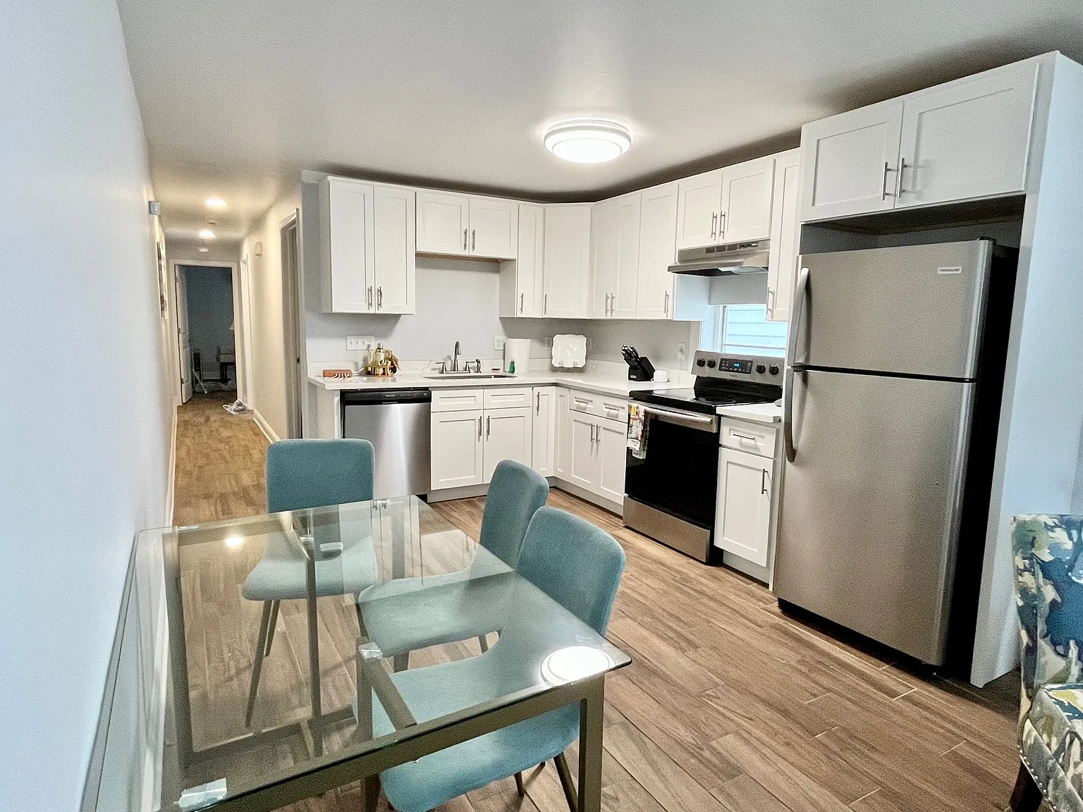 2 bed, 785 sqft, $1,635 — Photo 4