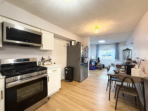 58 Lake St Photo 1