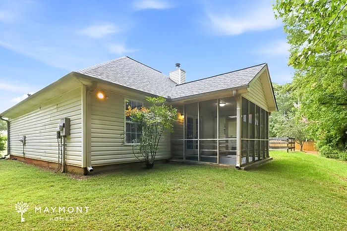 3 bed, 2.0 bath, 1280 sqft, $1,745 — Photo 3