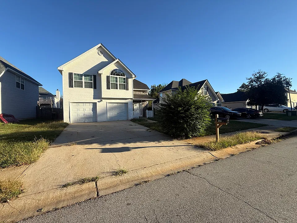 2042 Registry Dr