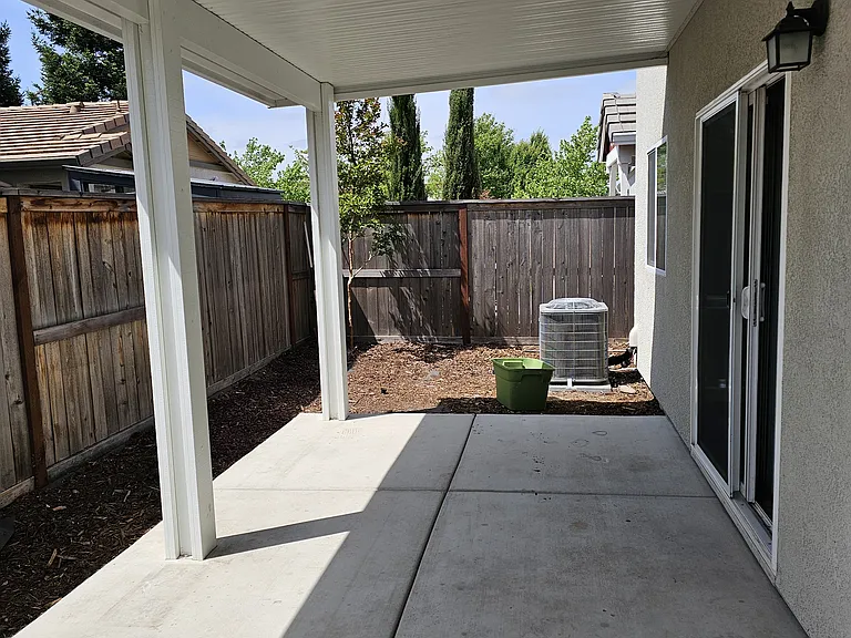 4385 Silver Cedar Ln — Photo 21
