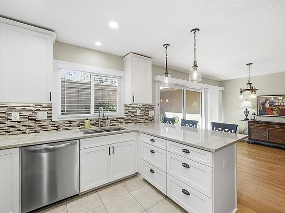 5th image of 10603 CARROLLBROOK WAY #10603