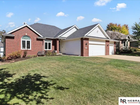 5549 N 140th St, Omaha, NE 68164