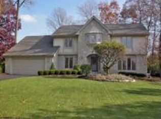 1152 Forest Glen Rd, Westerville, OH 43081