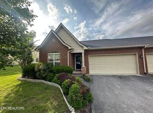 6141 E McMillan Creek Dr, Knoxville, TN 37924