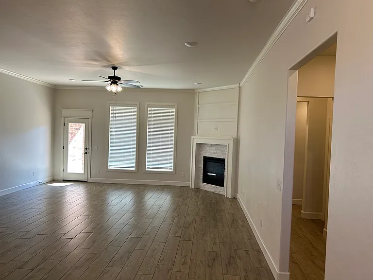4312 NW 155th Pl — Photo 13