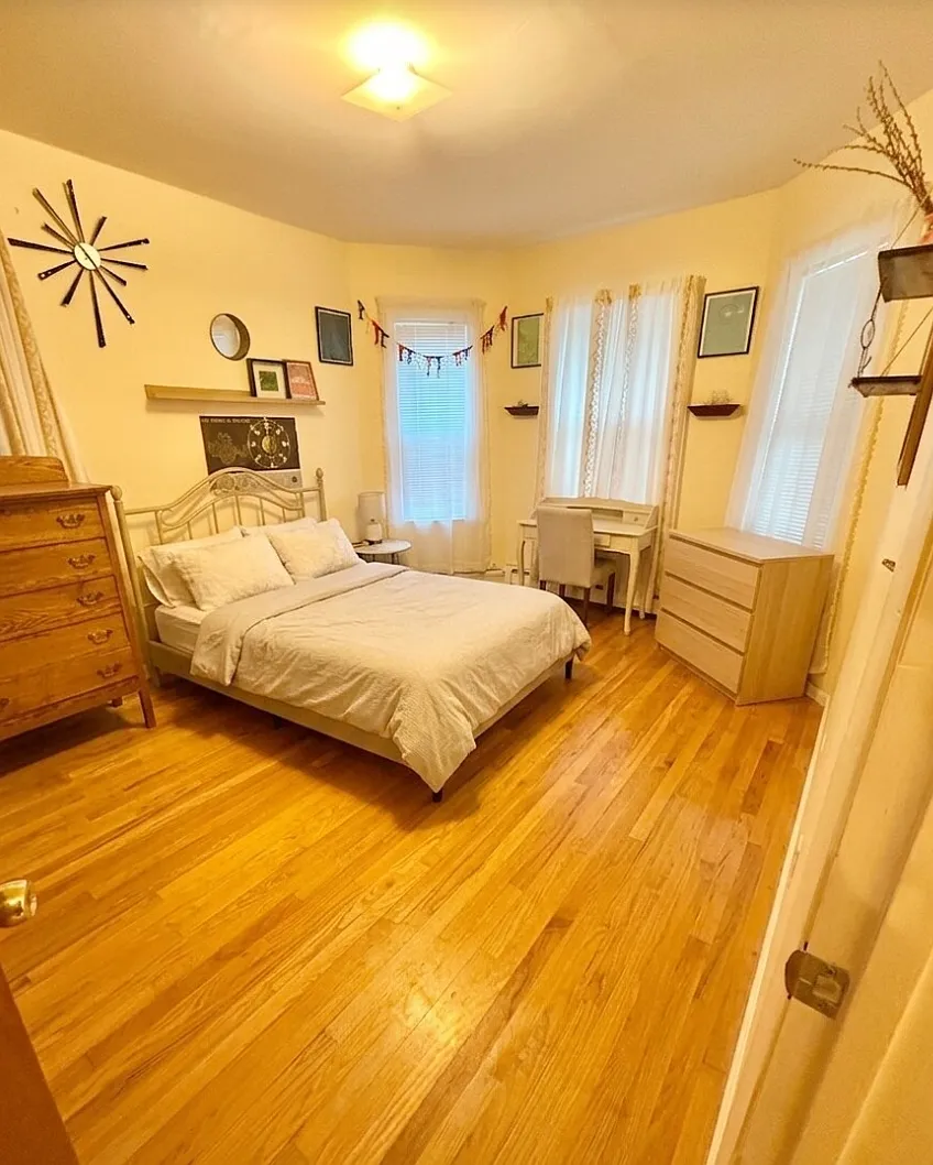 2 bed, 9999 sqft, $2,800 — Photo 1