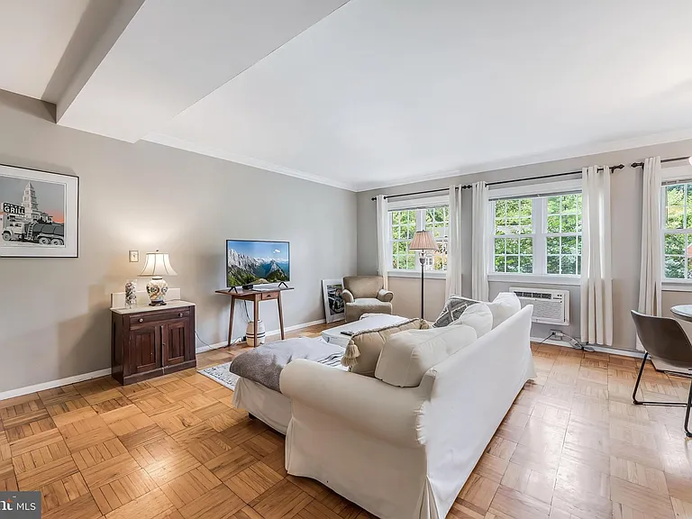 3507 Valley Dr — Photo 4