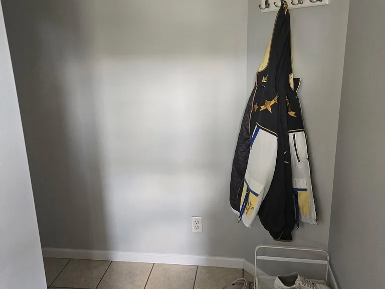 1124 Doral Dr — Photo 3