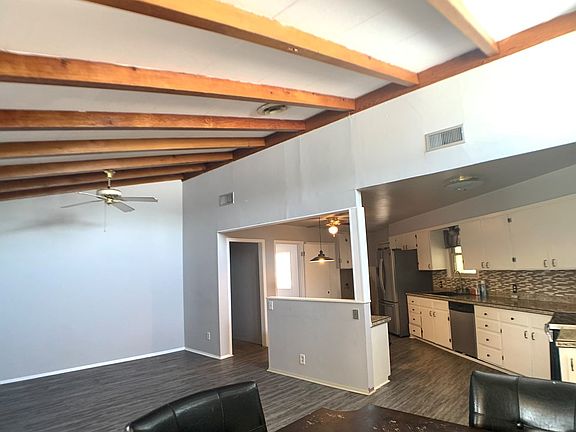 5th image of 2922 Dawn Ave