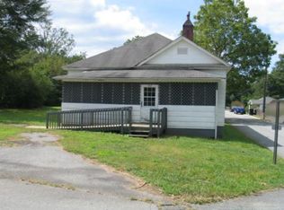 727 Railroad St, Lowell, NC 28098