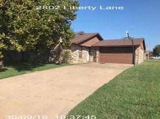 2802 Liberty Ln, Enid, OK 73703