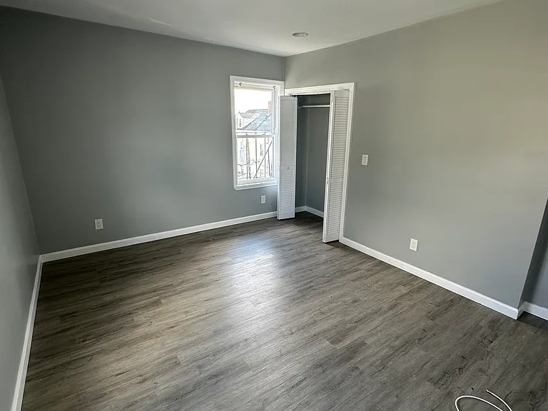 191 Sisson St #4 — Photo 2