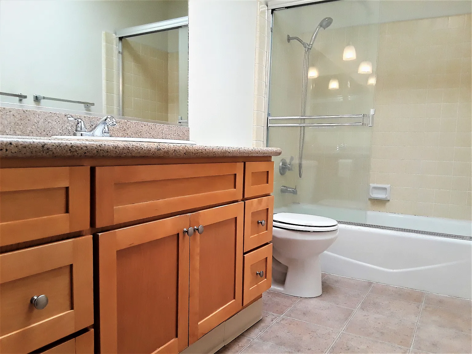 4 bed, 1514 sqft, $3,185 — Photo 4