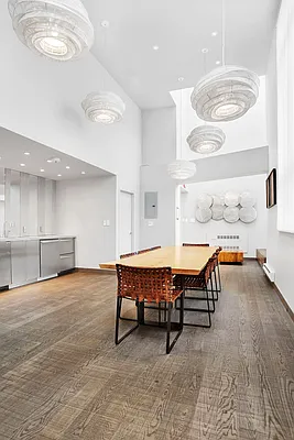 Sold by Platinum Properties | media 11