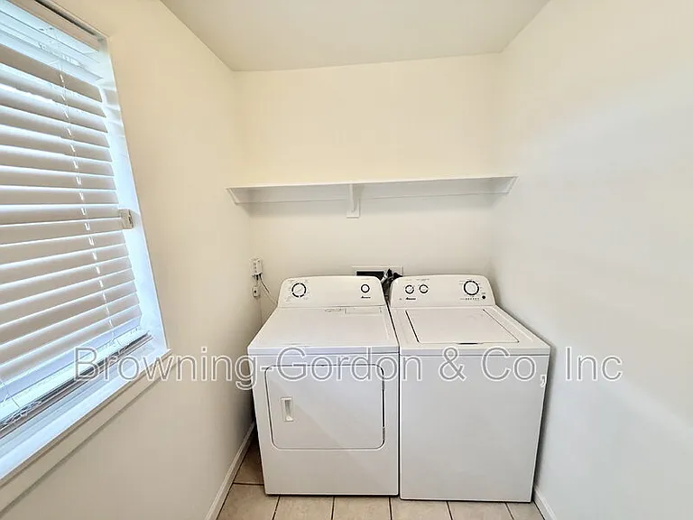 1017 14th Ave S — Photo 7
