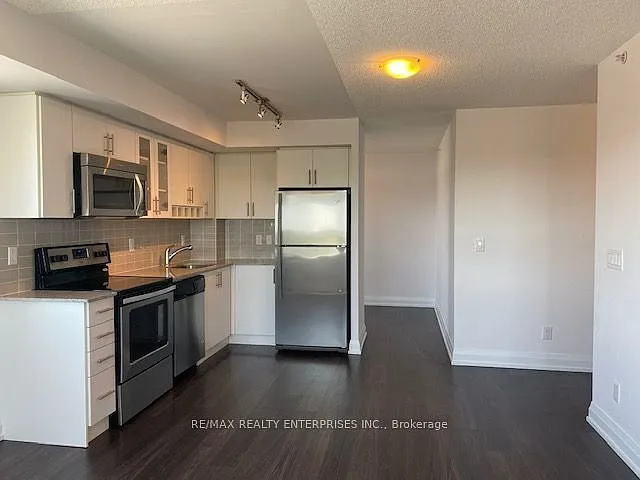 3520 Danforth Ave #515 — Photo 10