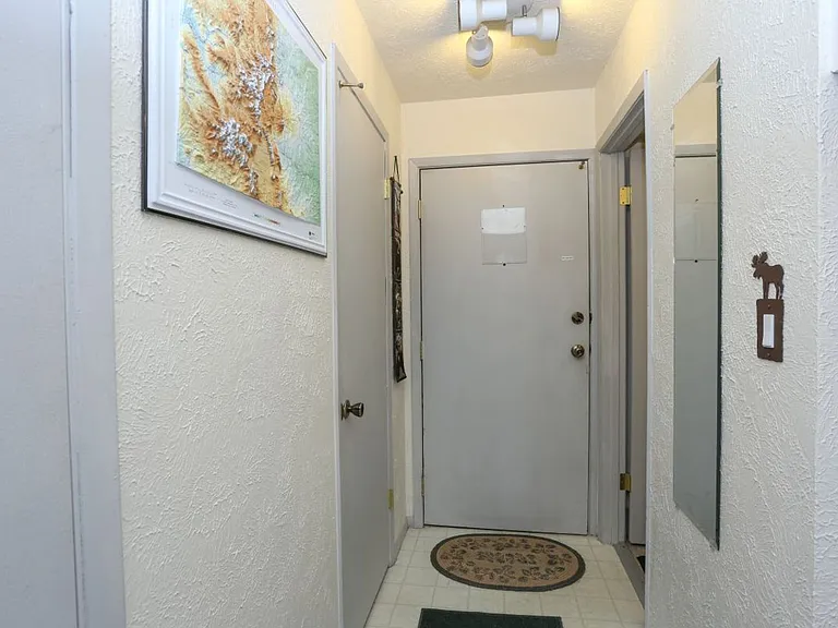 800 Columbine Rd #B — Photo 7