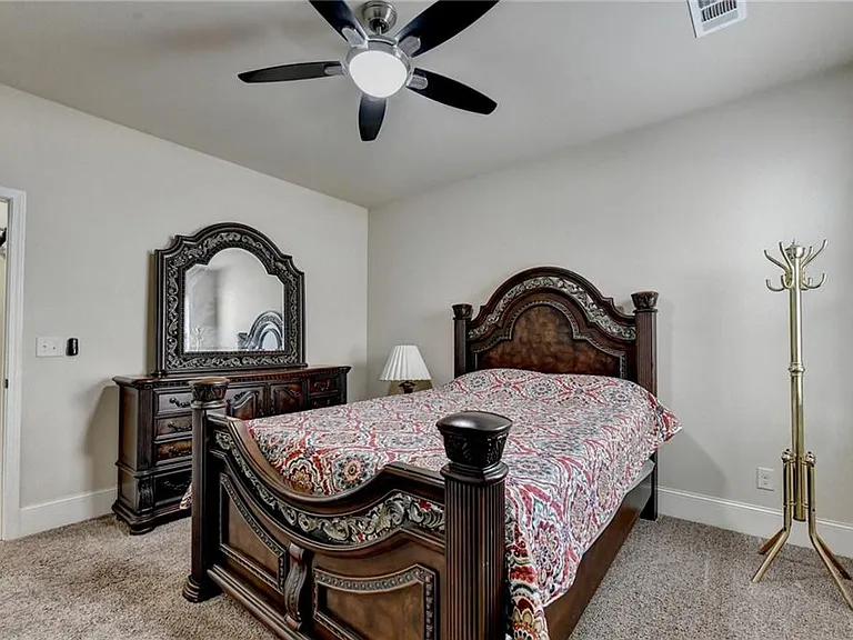 2205 Copperfield Dr — Photo 17