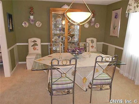 4th image of 8133 Old Sunridge Dr