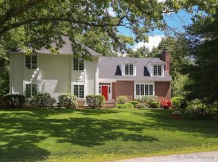 1 Newman Hill Dr, Andover, MA 01810