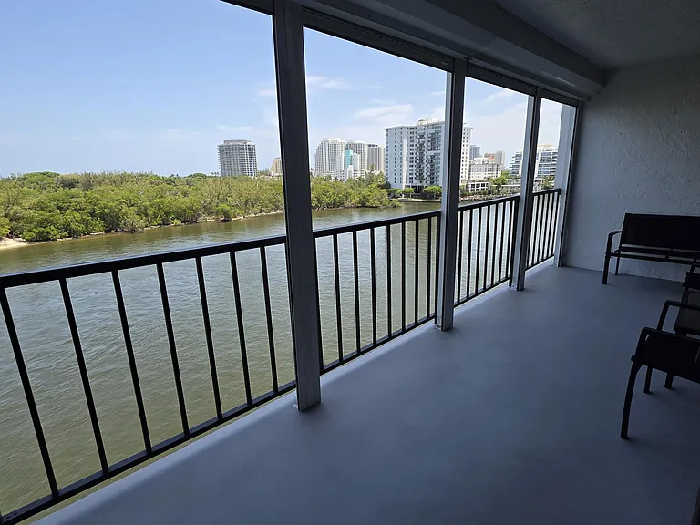 936 Intracoastal Dr #7B — Photo 32