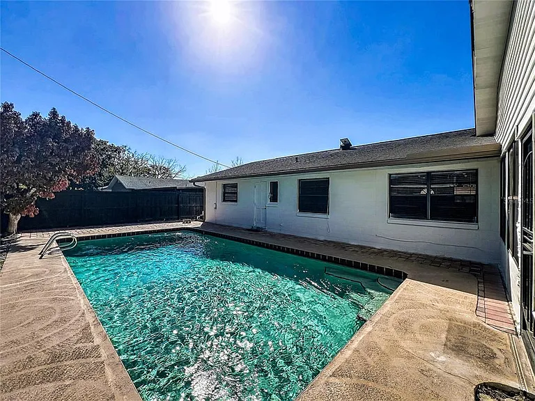 3463 Arnel Dr — Photo 32