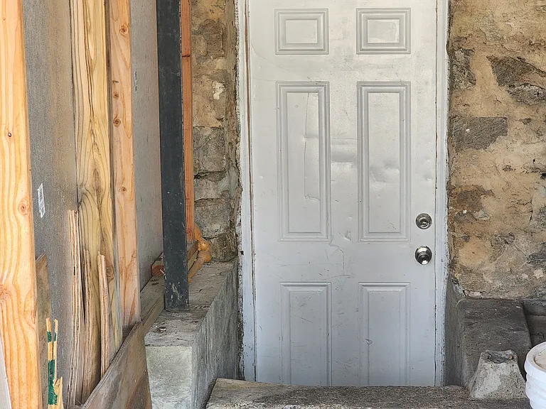 3321 W Forest Park Ave #BASEMENT — Photo 3