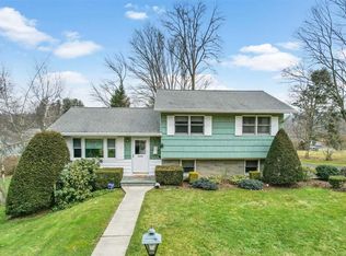 20 Kerner Dr, Chester, NY 10918