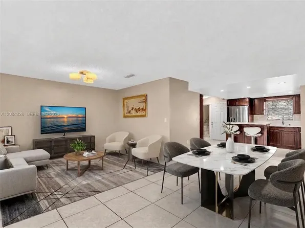 210 NW 87th Ave APT L206, Miami, FL 33172