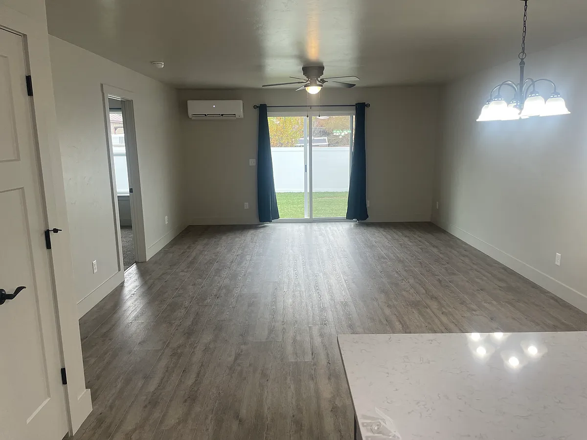Building Photo - 53 Mackin Ct