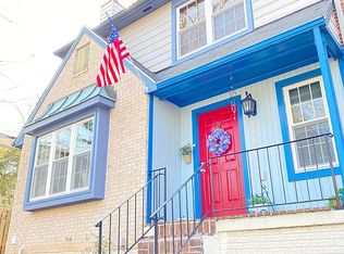 5918 Roberts Common Ct, Burke, VA 22015